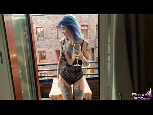 ❤️ Geweldich famke sûget mei in gulp en neukt hertstochtlik ûnder de iepen loft ❌ Porno by wy ﹏